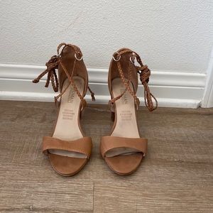 Heel sandal with lace up ankle strap